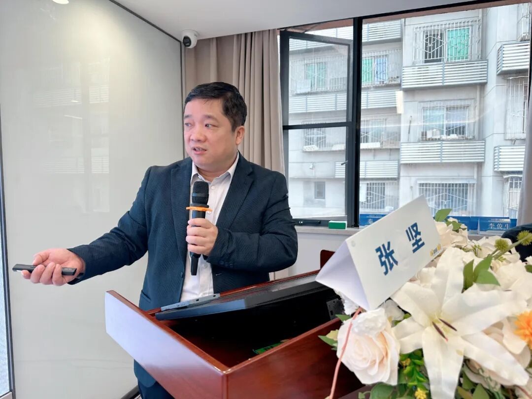 有效诊疗·技术共享 | 2025西安普瑞眼科学术论坛举办