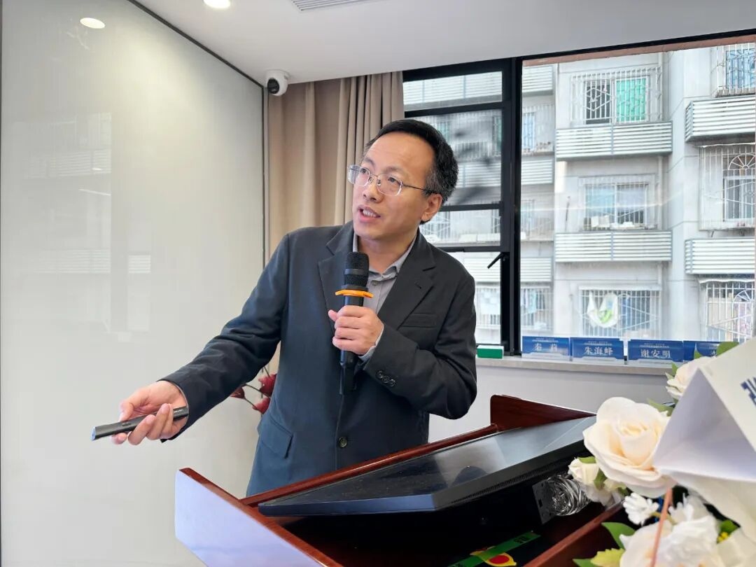 有效诊疗·技术共享 | 2025西安普瑞眼科学术论坛举办