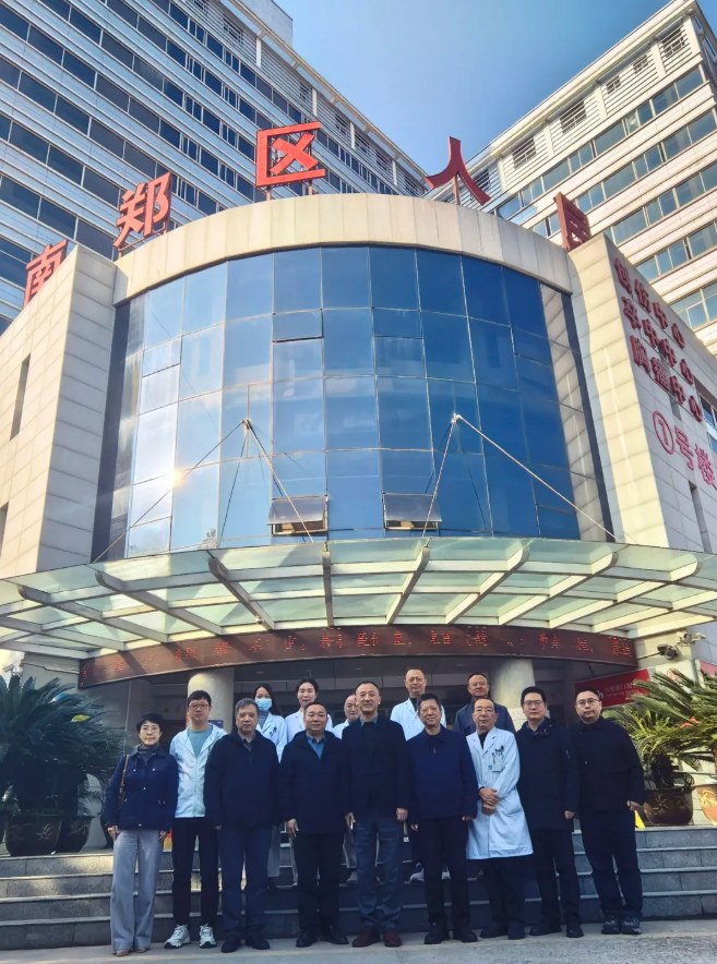 省眼科质控中心我院郭勇院长一行赴汉中指导医疗质量工作